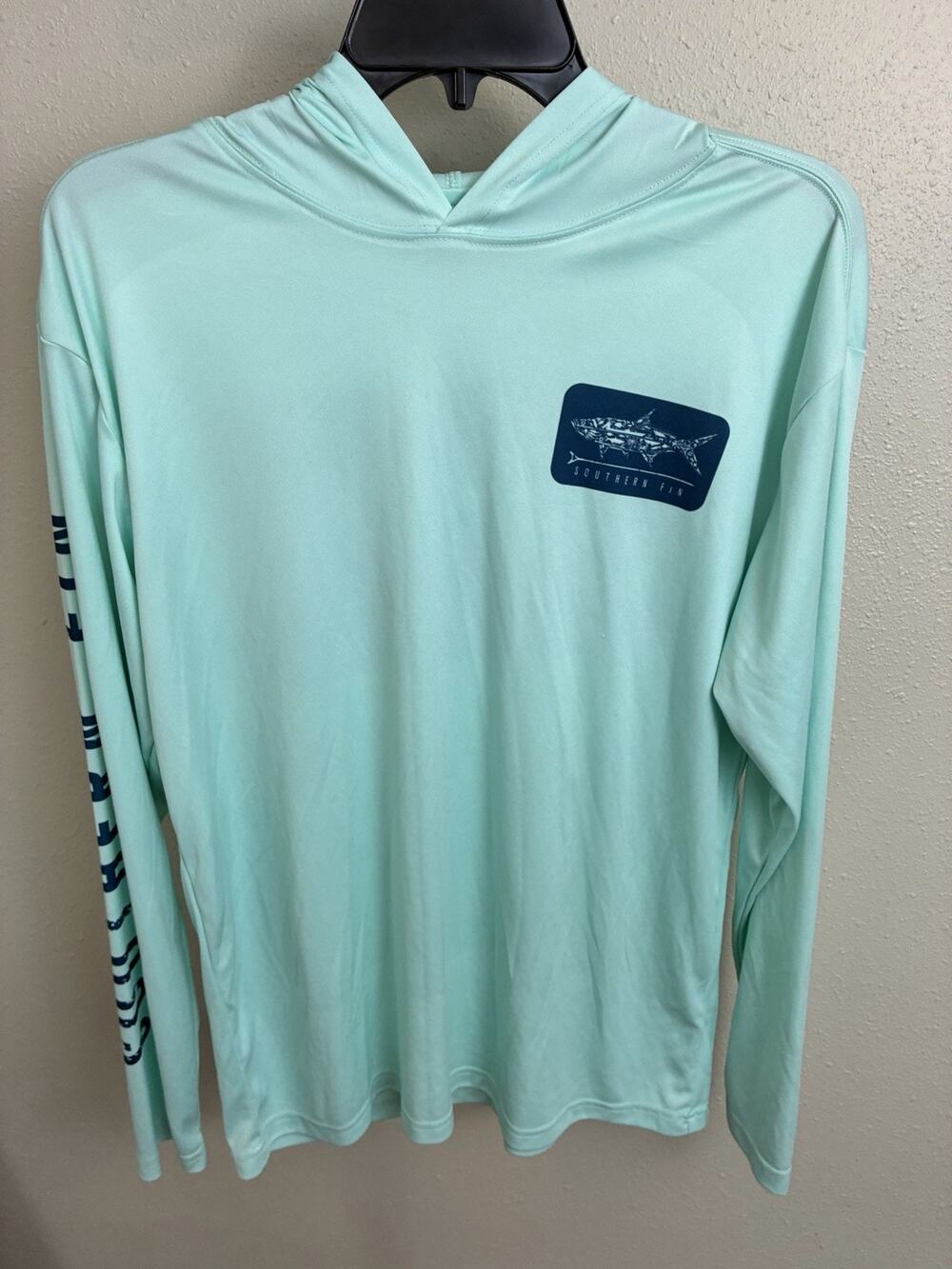 Southern Fin Apparel Men’s Blue Long Sleeve Fishing UPF 50 T-Shirt Hoodie Sz M